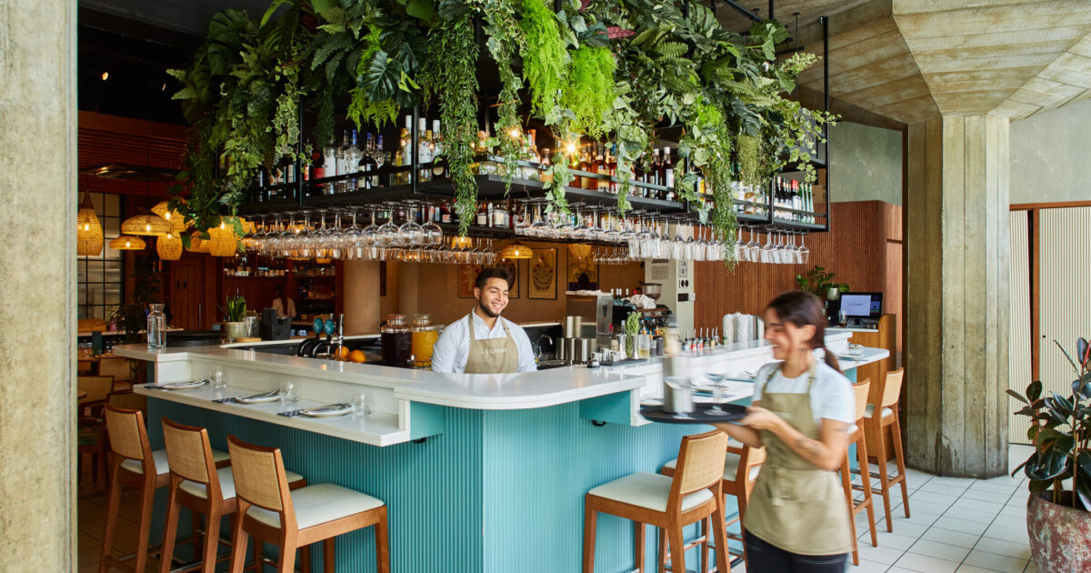 Outdoor dining southbank shop