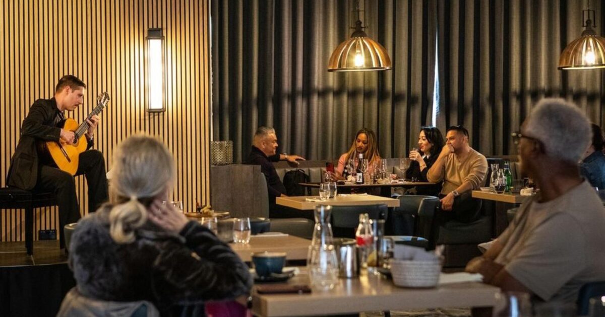 The Strings Eat & Drink South Bank London